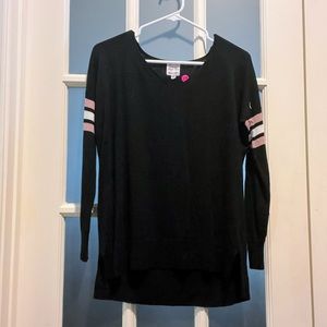 🖤 V-neck Sweater 💕